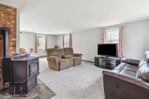 5 Brookside Drive Lebanon NH 03766