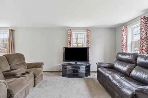 5 Brookside Drive Lebanon NH 03766