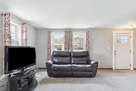 5 Brookside Drive Lebanon NH 03766