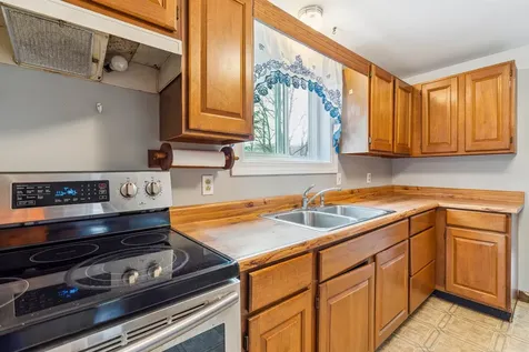 5 Brookside Drive Lebanon NH 03766