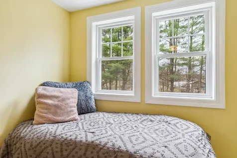 5 Brookside Drive Lebanon NH 03766
