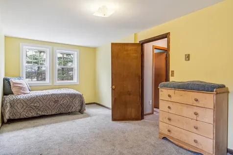 5 Brookside Drive Lebanon NH 03766