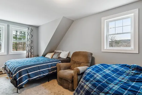 5 Brookside Drive Lebanon NH 03766