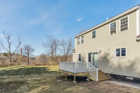 5 Brookside Drive Lebanon NH 03766