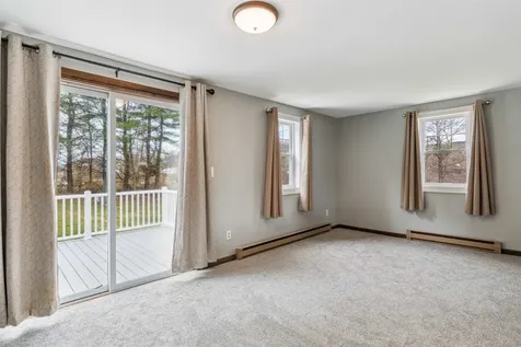 5 Brookside Drive Lebanon NH 03766