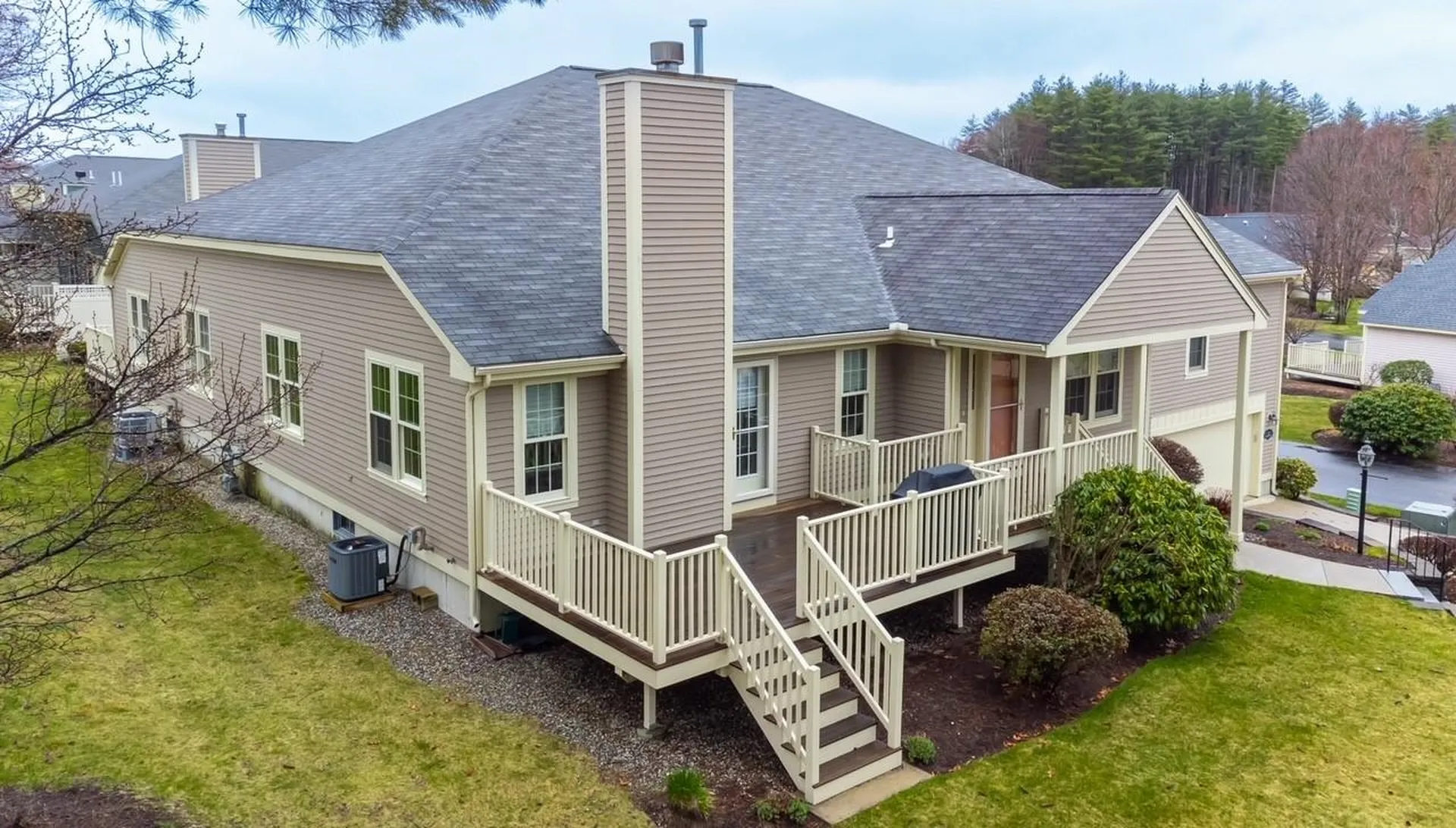 17 Kittanset Road Bedford NH 03110
