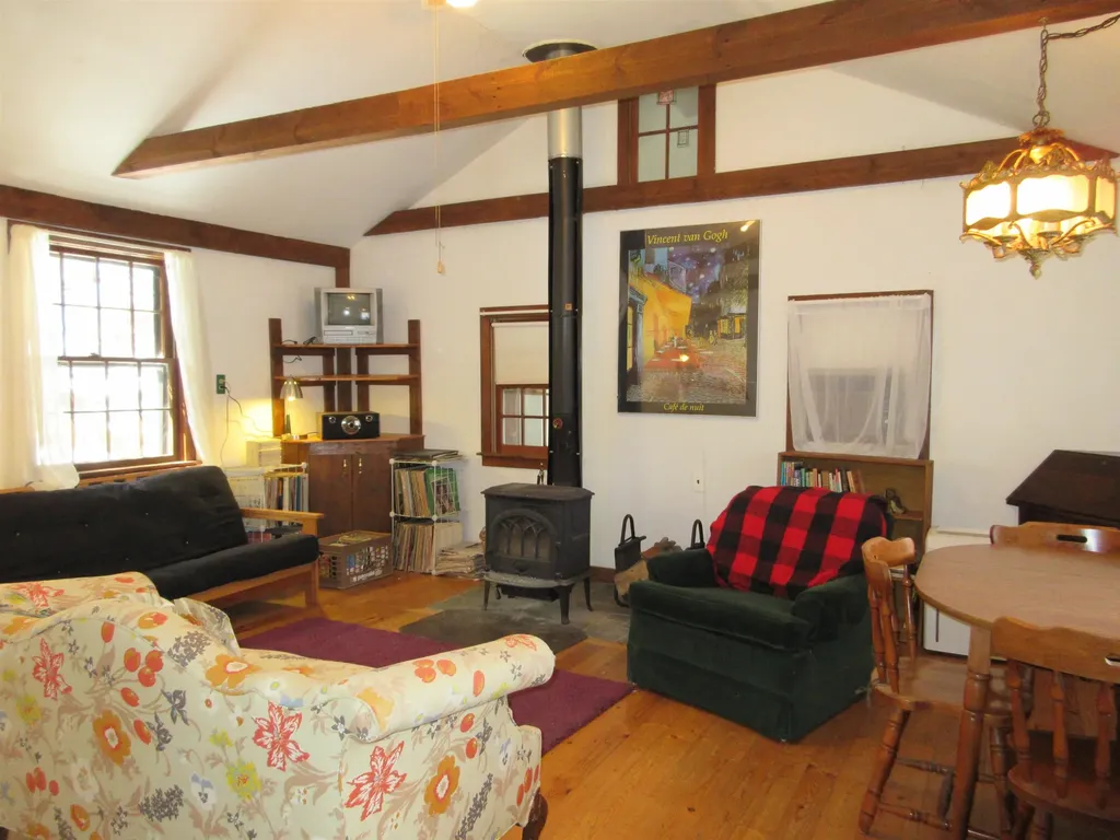 335 Depot Road Newfane VT 05345