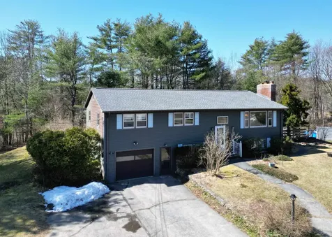 29 Pine Crest Drive Goffstown NH 03045