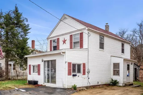 2 Water Street Pittsfield NH 03263