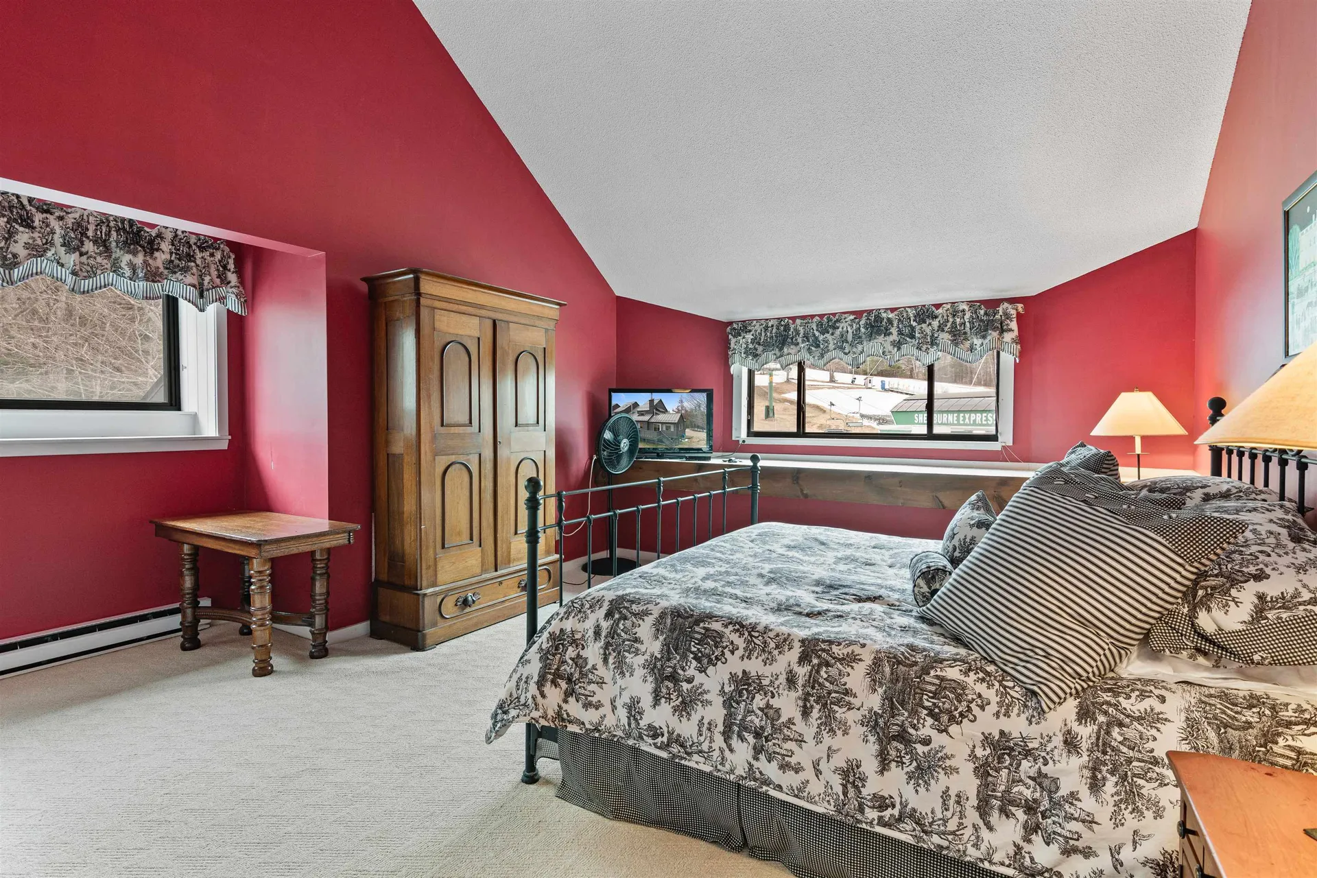 48 Burkeside Road Burke VT 05871