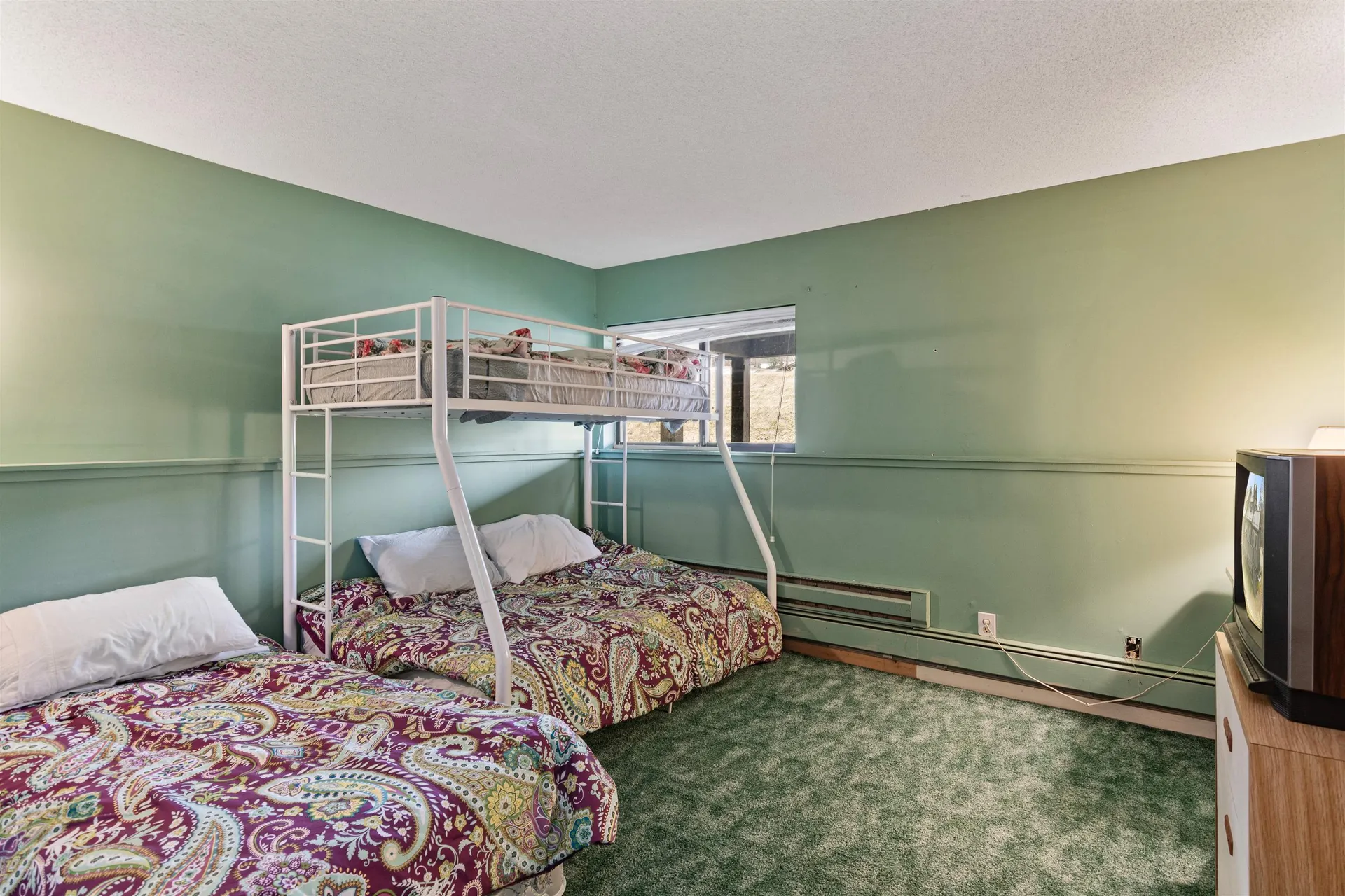 48 Burkeside Road Burke VT 05871