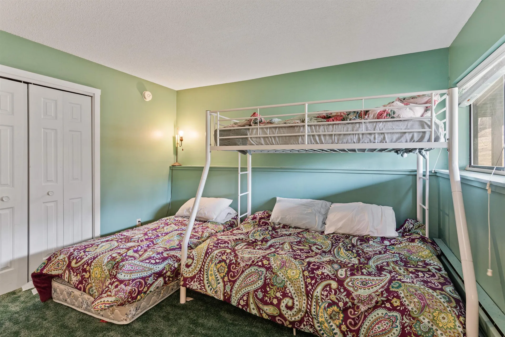 48 Burkeside Road Burke VT 05871