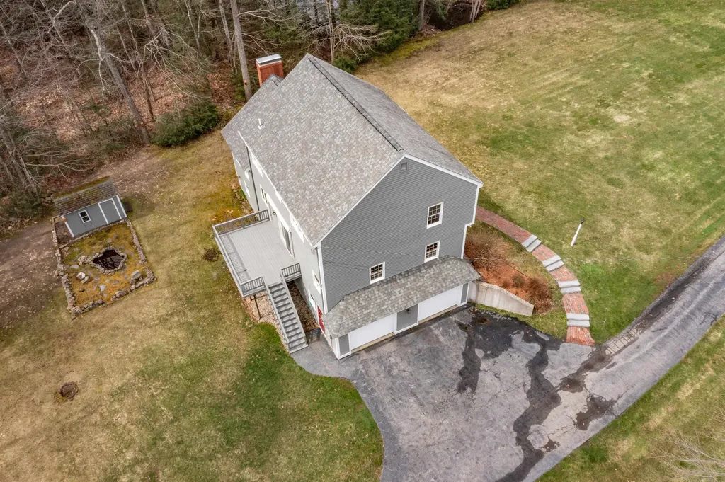 99 Rolling Hill Road Hampstead NH 03841