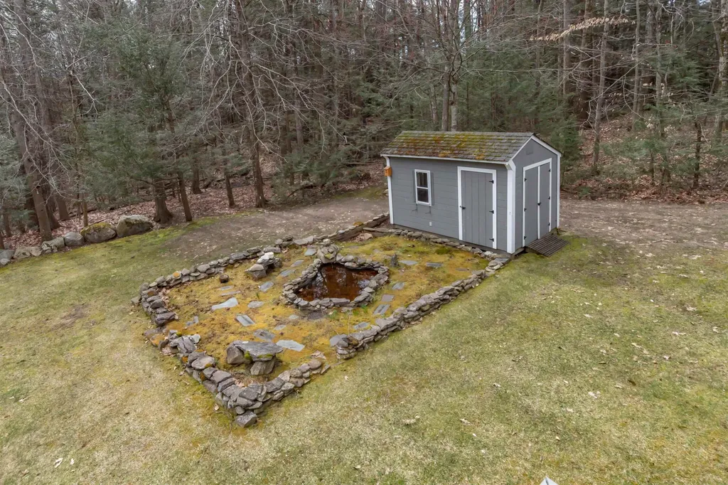 99 Rolling Hill Road Hampstead NH 03841