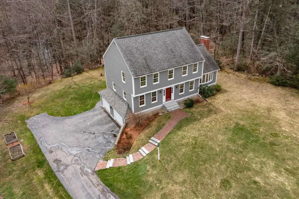 99 Rolling Hill Road Hampstead NH 03841