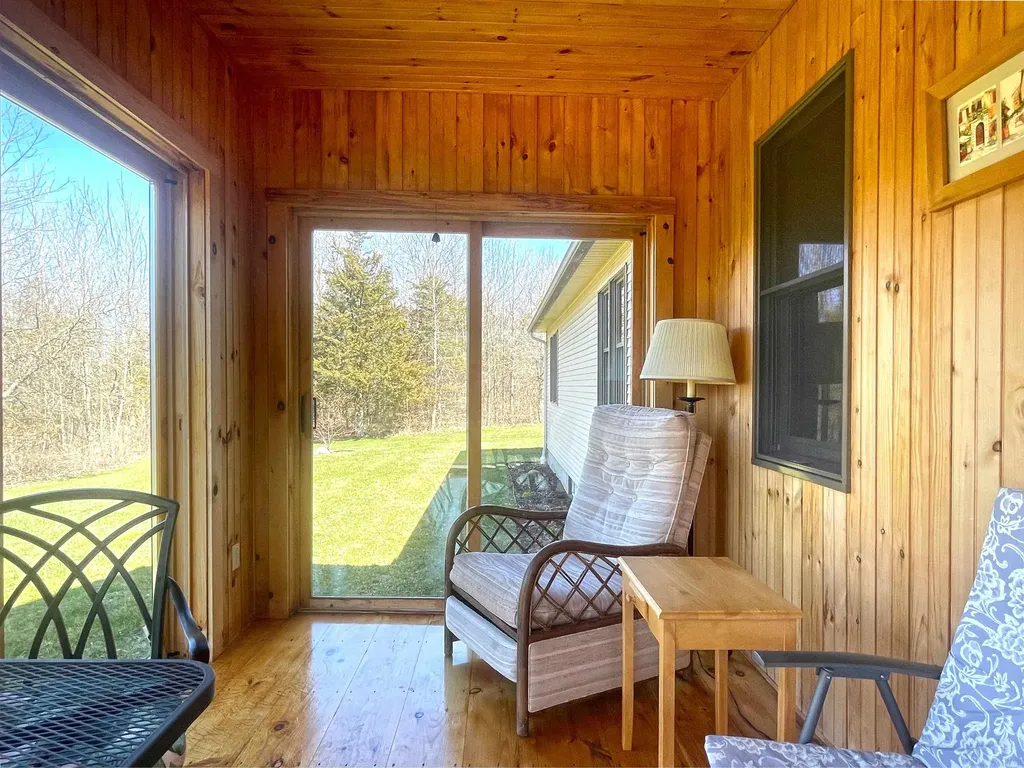 4832 Us Route 7 Ferrisburgh VT 05456