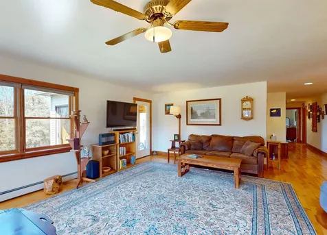 4832 Us Route 7 Ferrisburgh VT 05456
