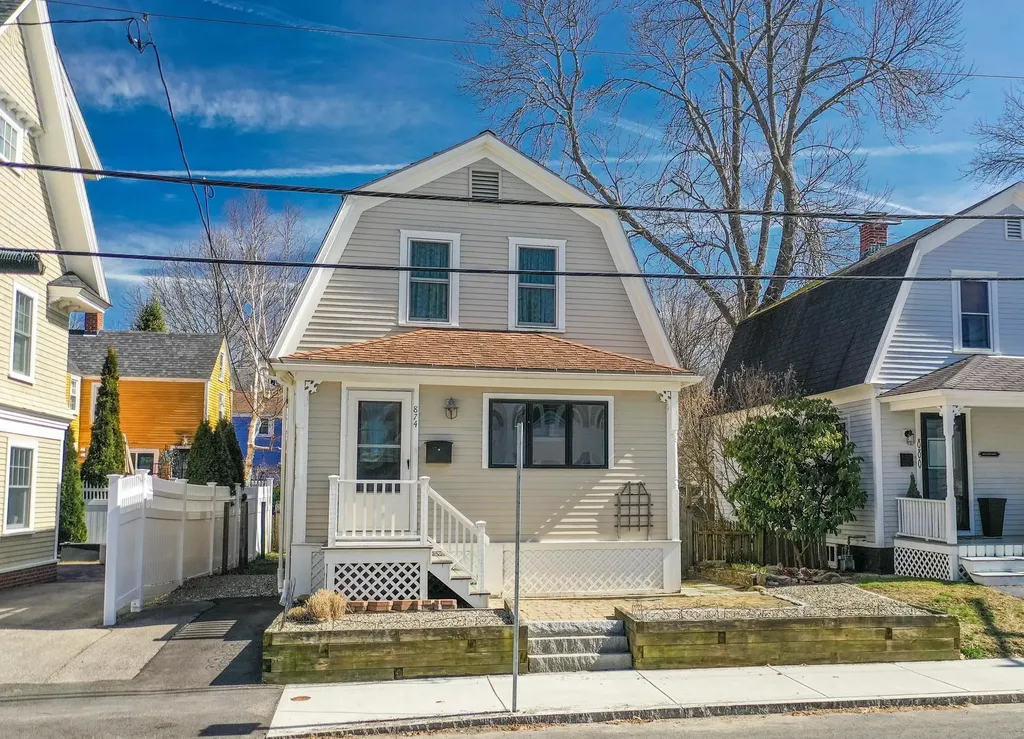 874 State Street Portsmouth NH 03801