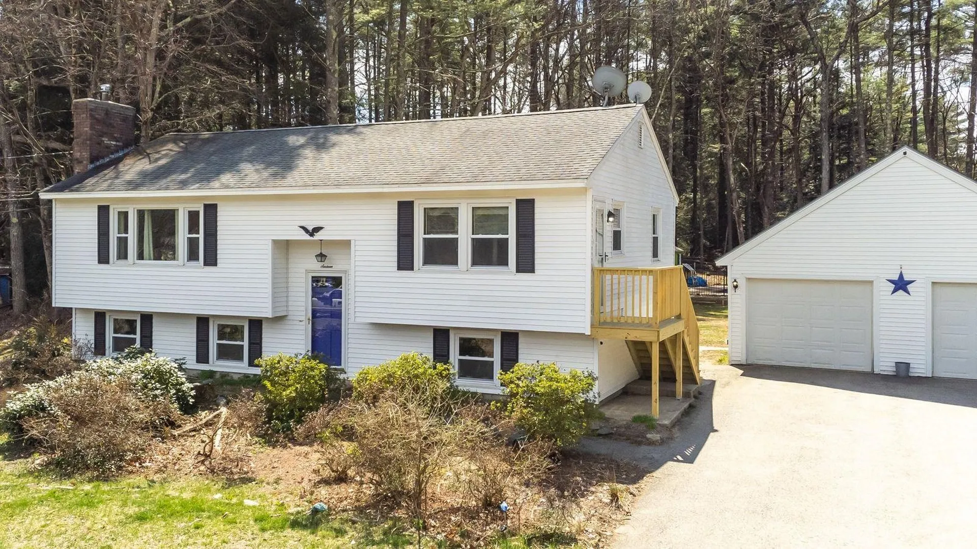16 Masquah Drive Litchfield NH 03052