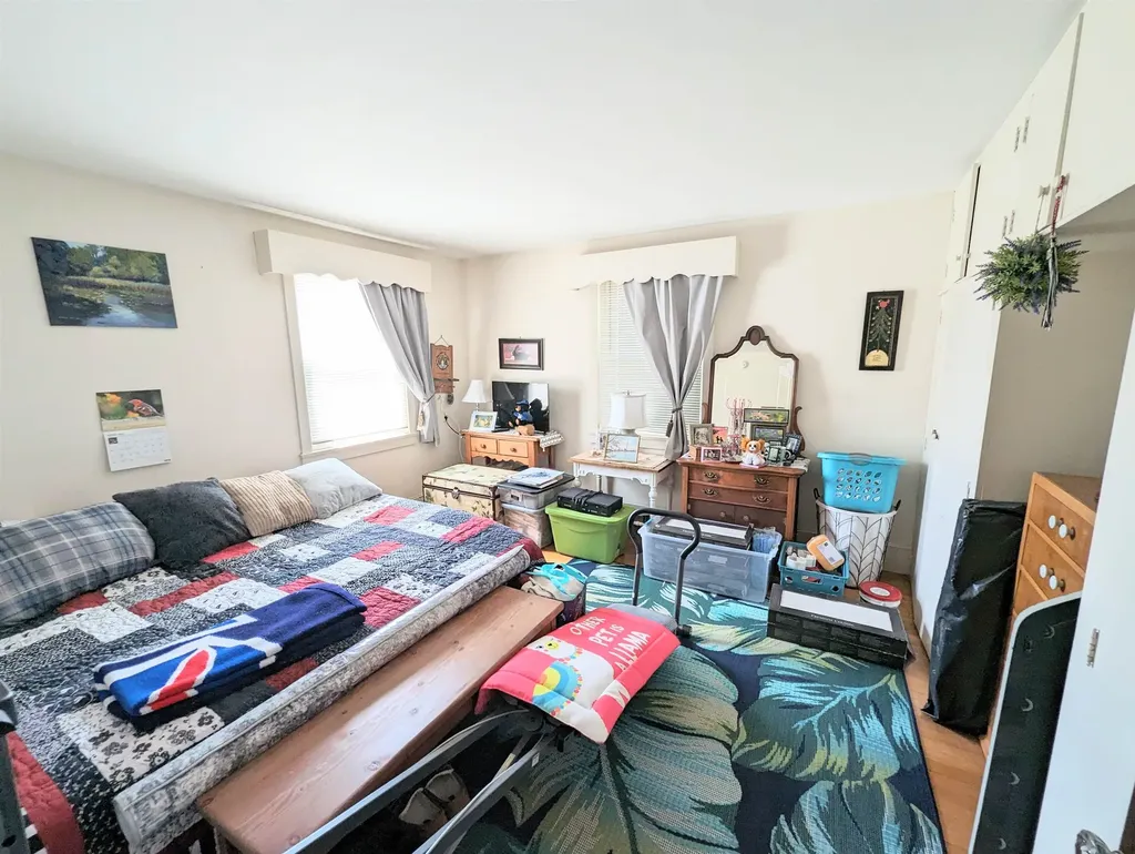 127 Pleasant Street Littleton NH 03561