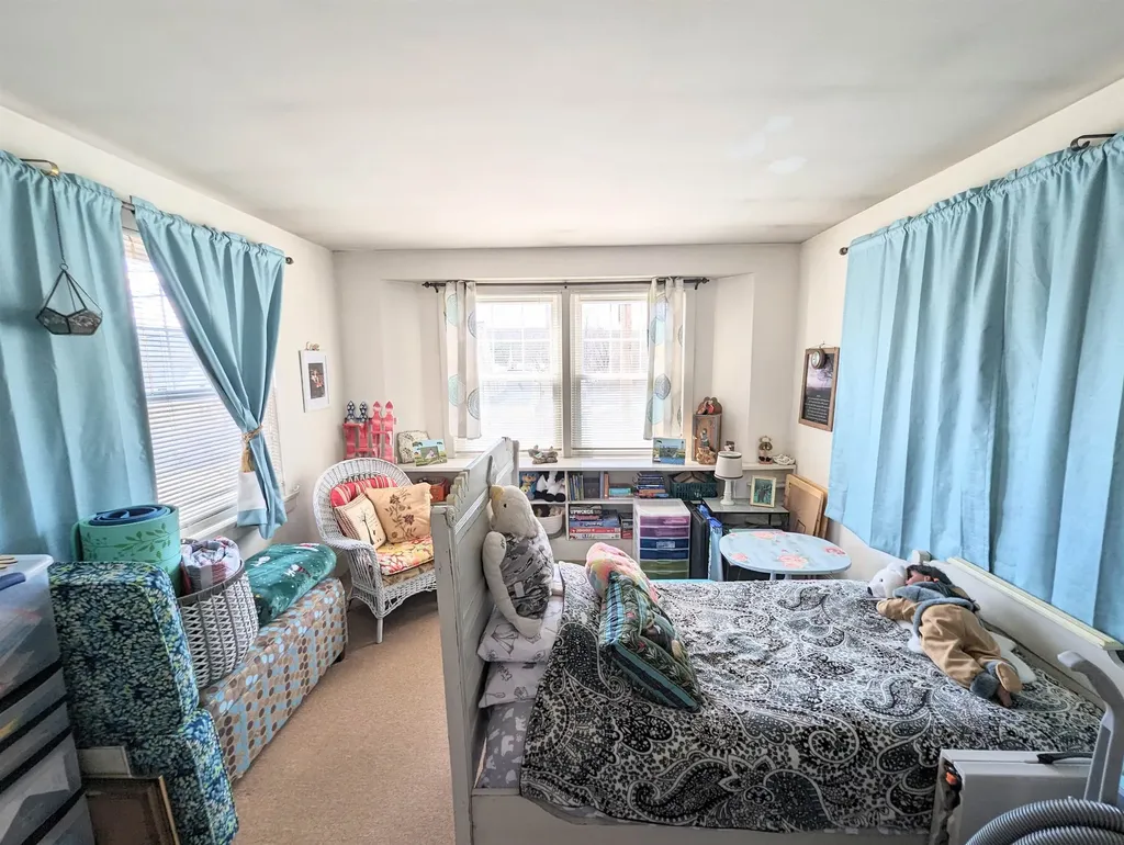 127 Pleasant Street Littleton NH 03561