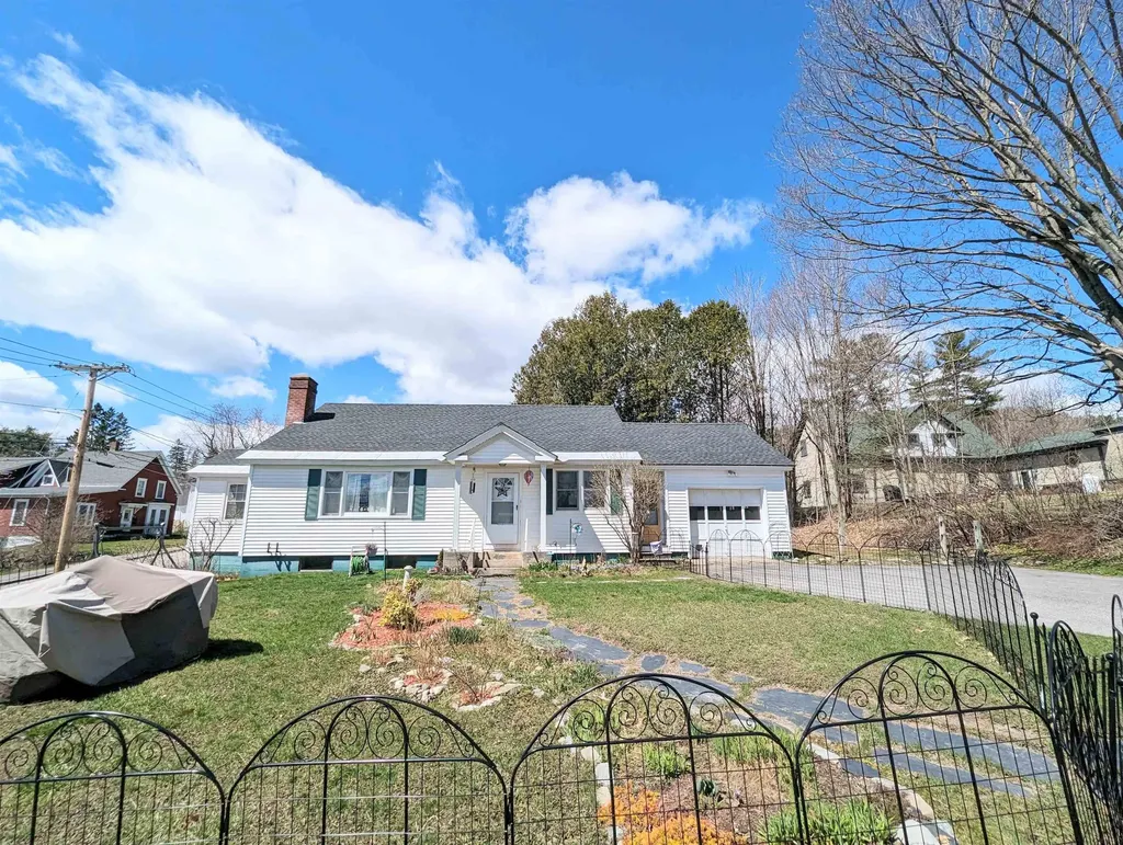 127 Pleasant Street Littleton NH 03561