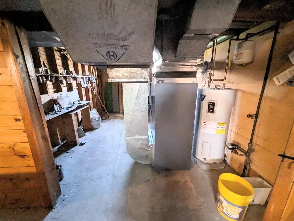 127 Pleasant Street Littleton NH 03561