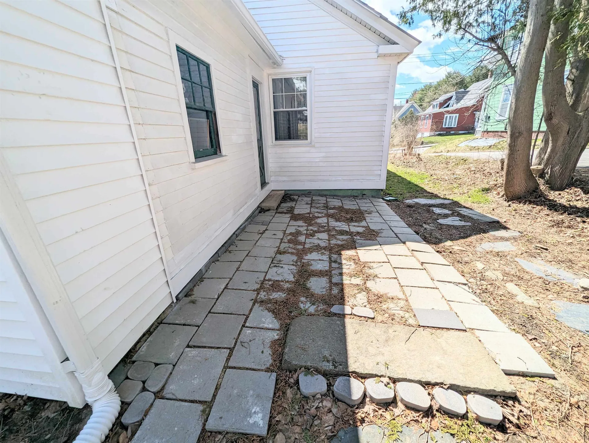 127 Pleasant Street Littleton NH 03561