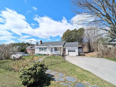 127 Pleasant Street Littleton NH 03561