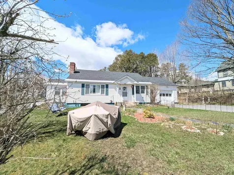 127 Pleasant Street Littleton NH 03561