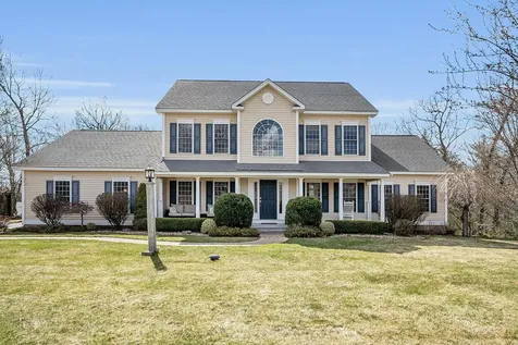 17 Edinburgh Road Windham NH 03087