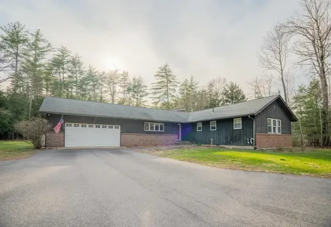 49 Meetinghouse Road Merrimack NH 03054