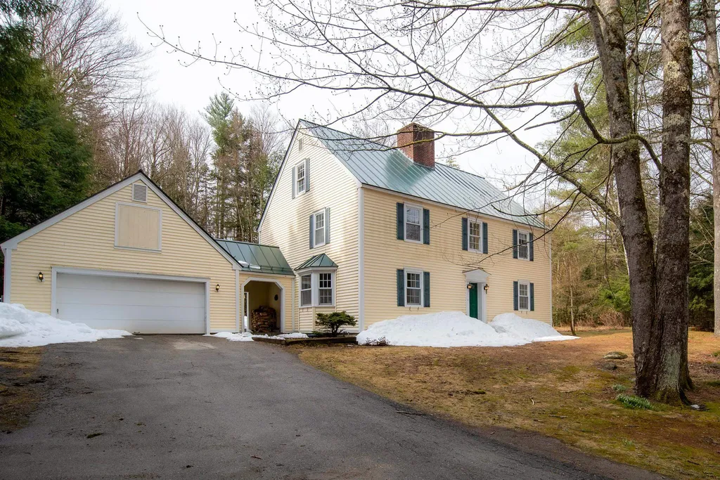 329 Village Woods Road Waitsfield VT 05673