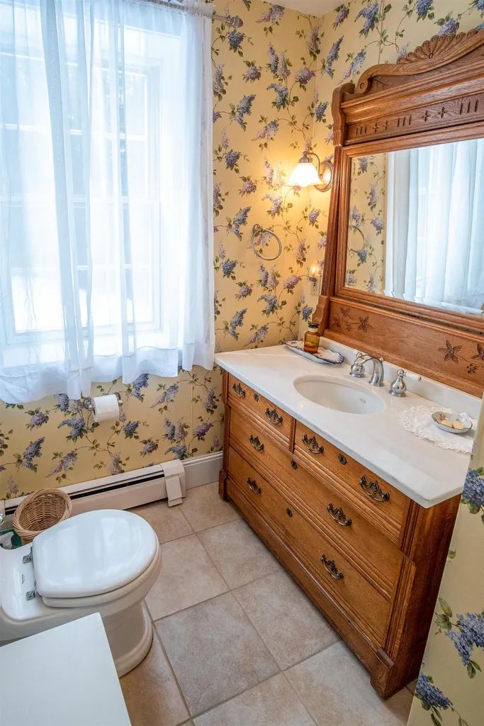 329 Village Woods Road Waitsfield VT 05673