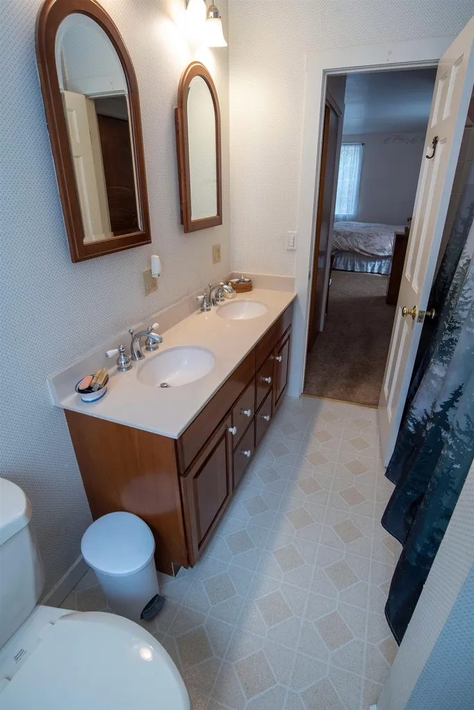 329 Village Woods Road Waitsfield VT 05673