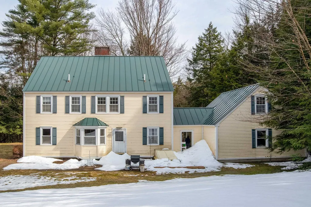 329 Village Woods Road Waitsfield VT 05673