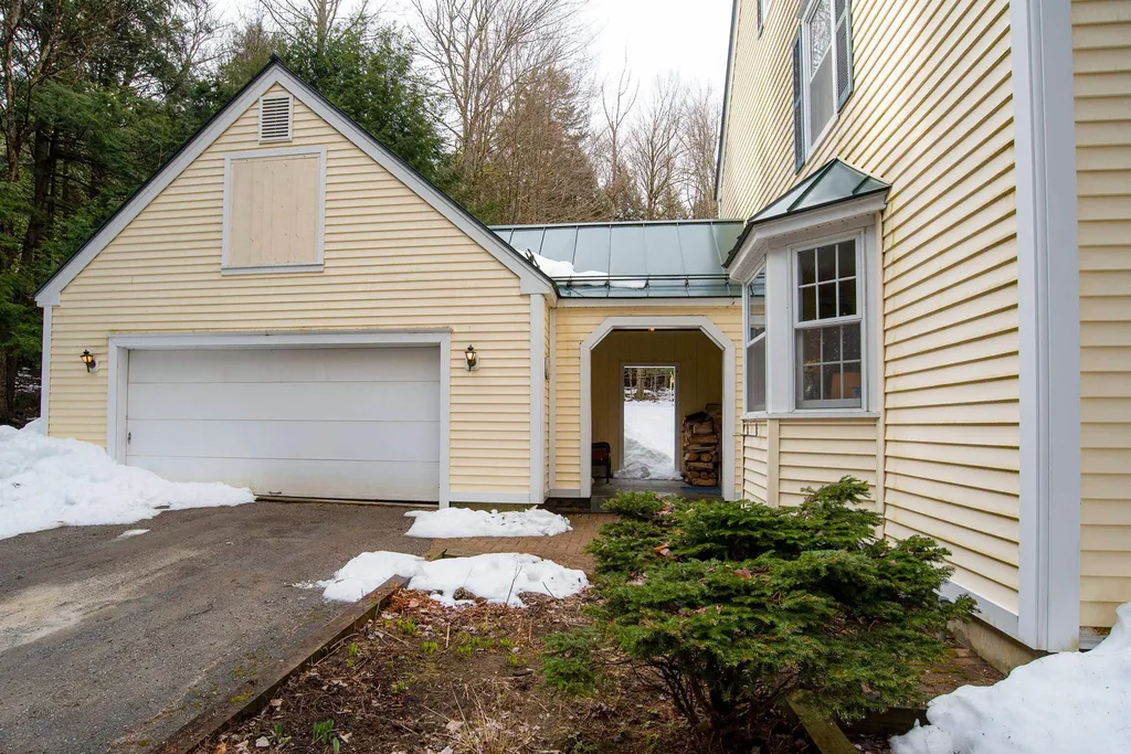 329 Village Woods Road Waitsfield VT 05673
