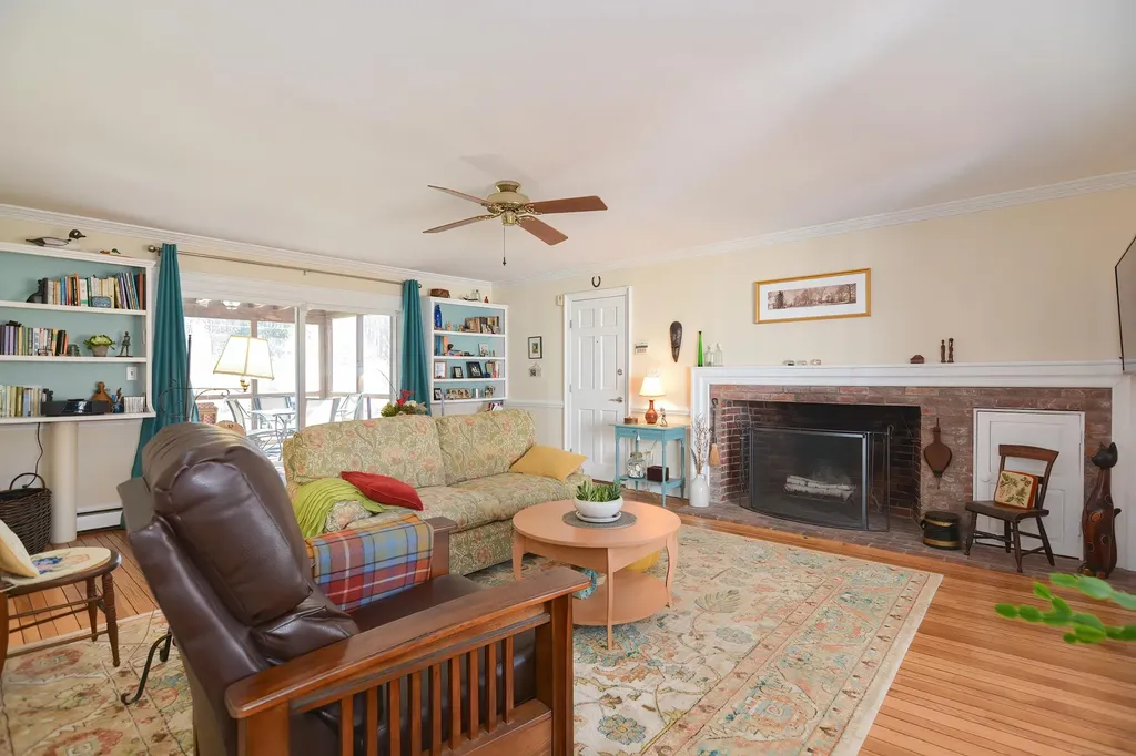 65 Drinkwater Road Hampton Falls NH 03844
