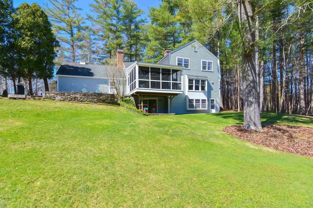 65 Drinkwater Road Hampton Falls NH 03844