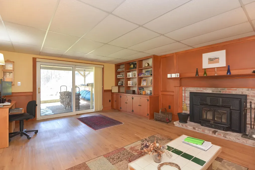 65 Drinkwater Road Hampton Falls NH 03844