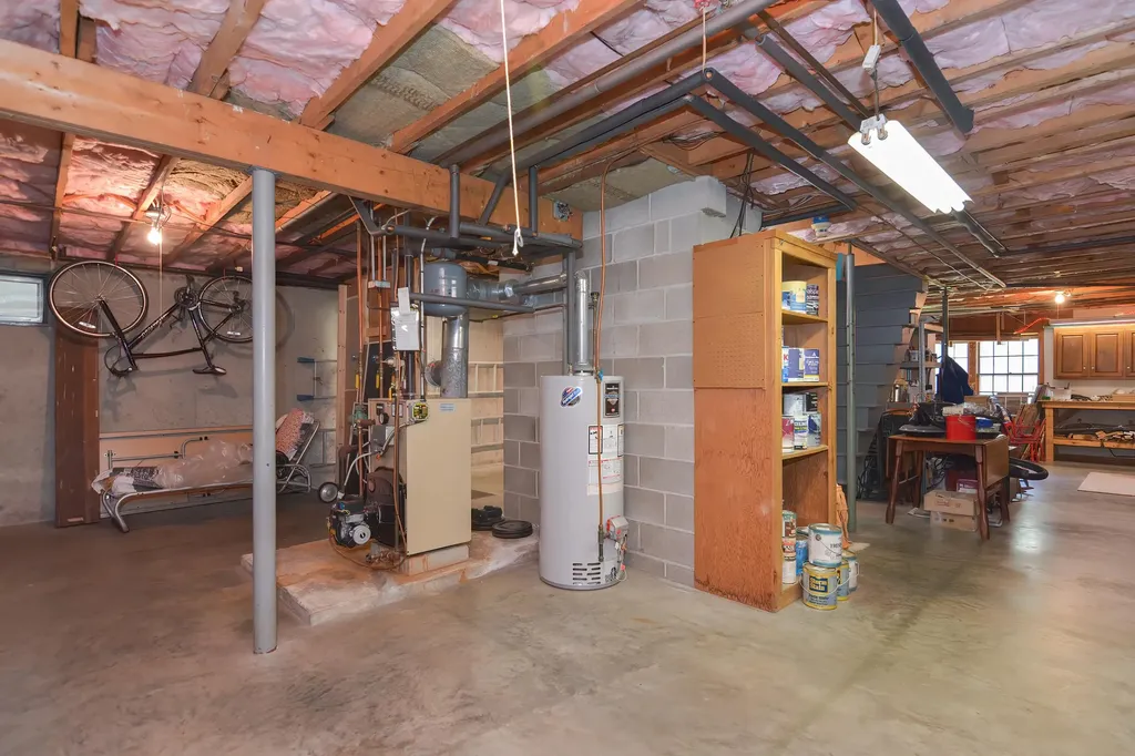 65 Drinkwater Road Hampton Falls NH 03844