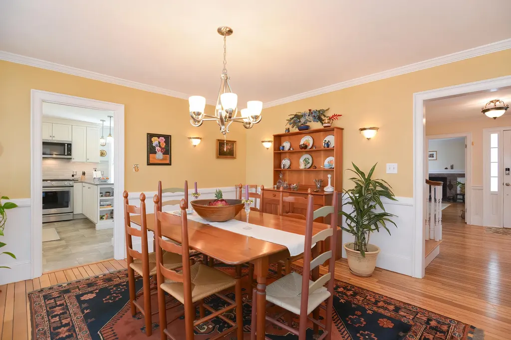 65 Drinkwater Road Hampton Falls NH 03844