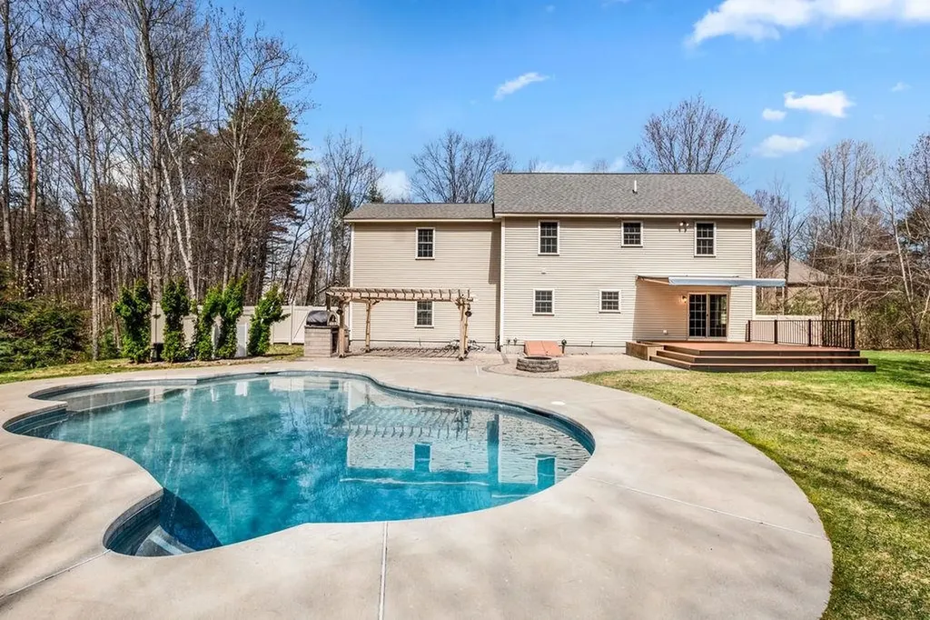 49 Ellis Farm Road Sanbornton NH 03269