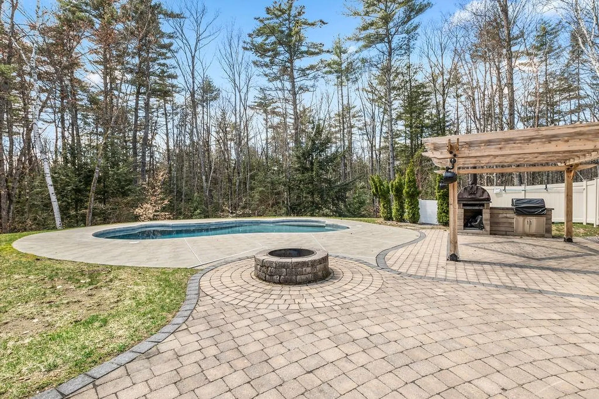 49 Ellis Farm Road Sanbornton NH 03269