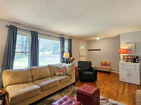13 Greenbriar Drive Essex VT 05452