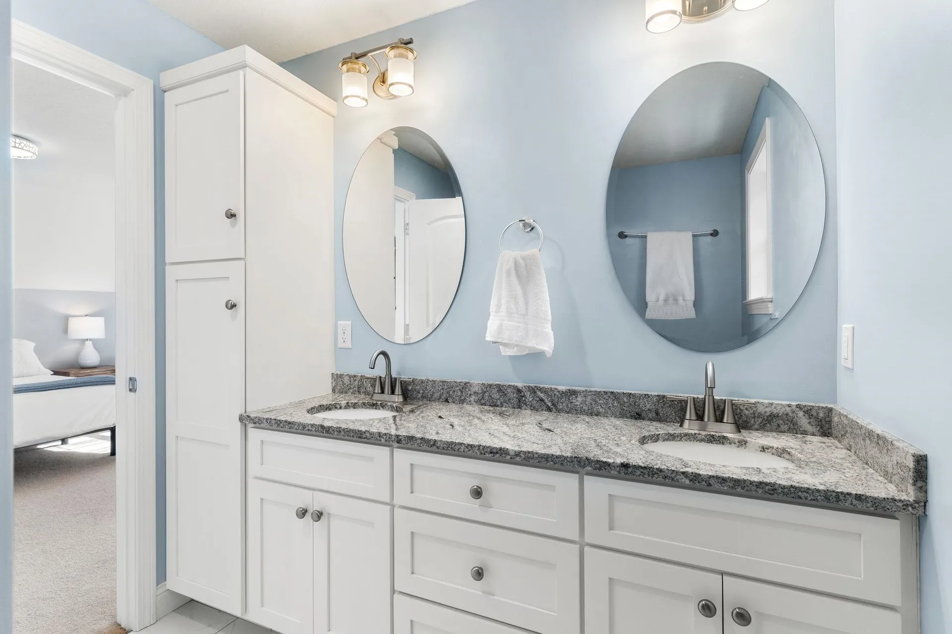 241 Ash Swamp Road Newmarket NH 03857