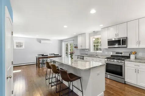 241 Ash Swamp Road Newmarket NH 03857