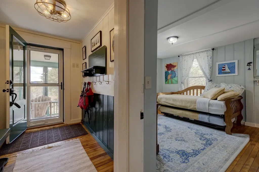 13 Harvey Road Sutton NH 03260