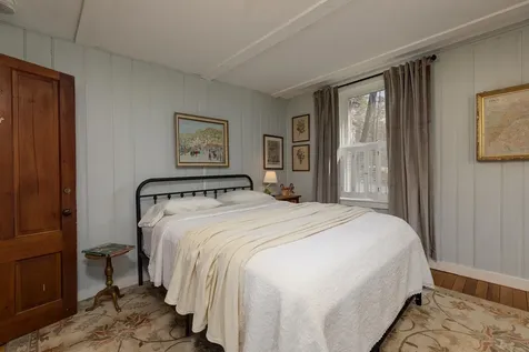 13 Harvey Road Sutton NH 03260