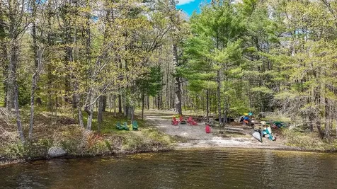 13 Harvey Road Sutton NH 03260